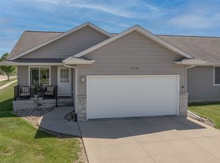 3114 Blackberry Cir SW, Cedar Rapids, IA 52404