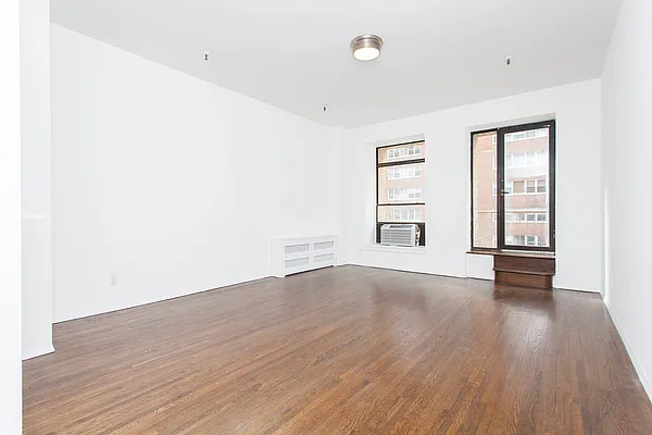 Rented by Mirador Real Estate | media 24