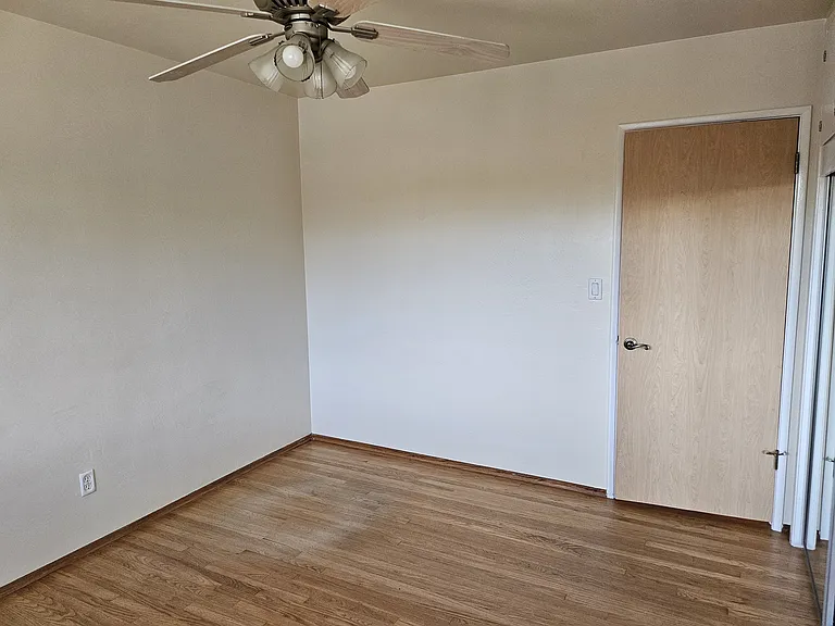 5818 Lauretta St — Photo 30