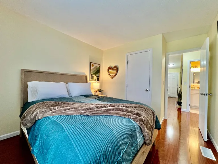 4982 Rialto Ridge Dr — Photo 18