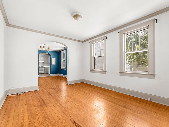 2nd image of 161 Grove St
