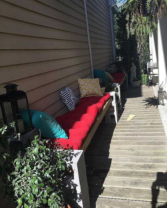 2nd image of 565 Rienzi Dr