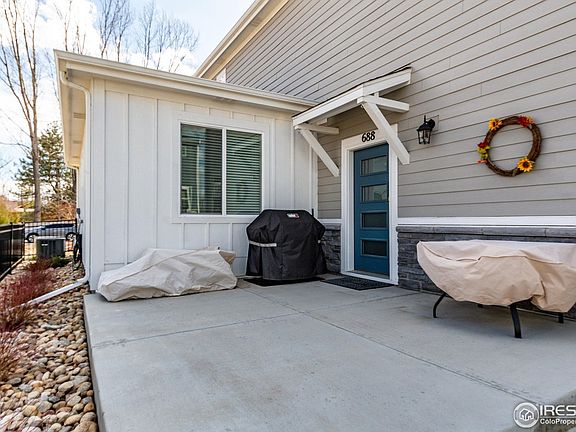 2nd image of 688 Stonebridge Dr