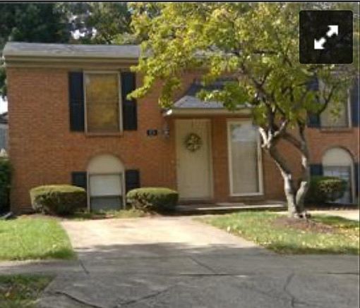 1st image of 575 El Paseo Pl