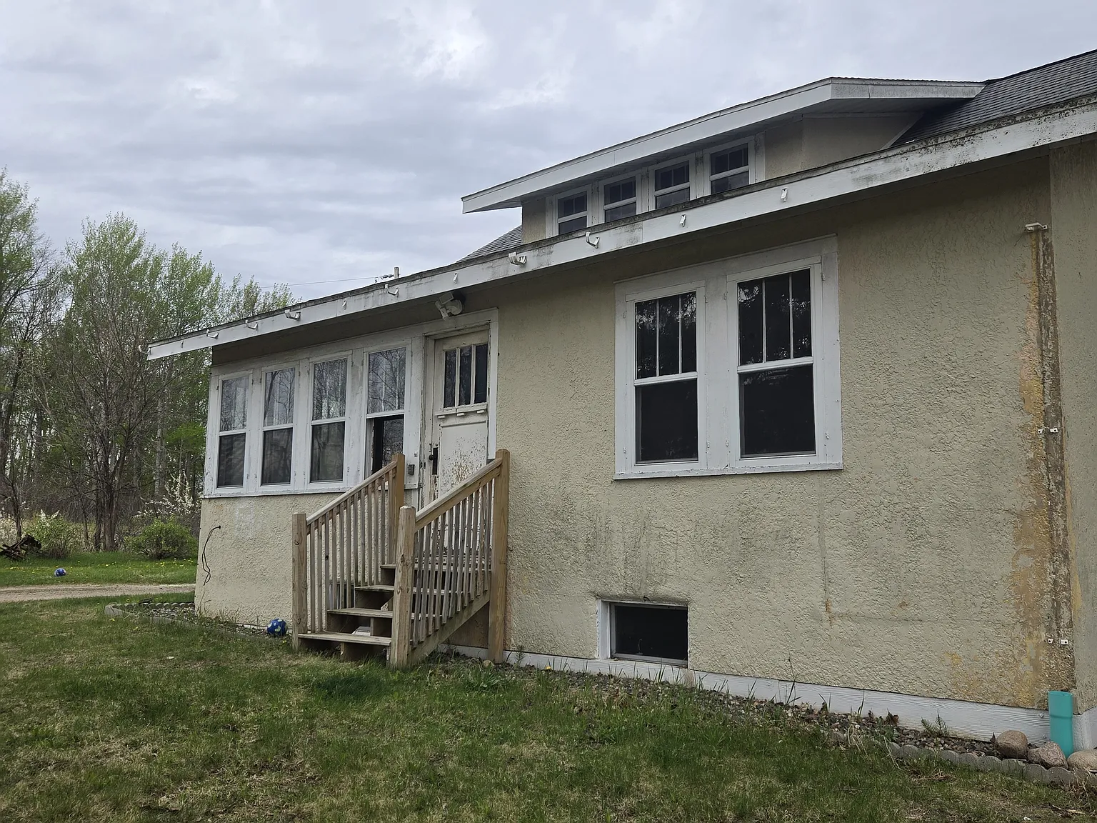 4 bed, 1460 sqft, $1,850 — Photo 2