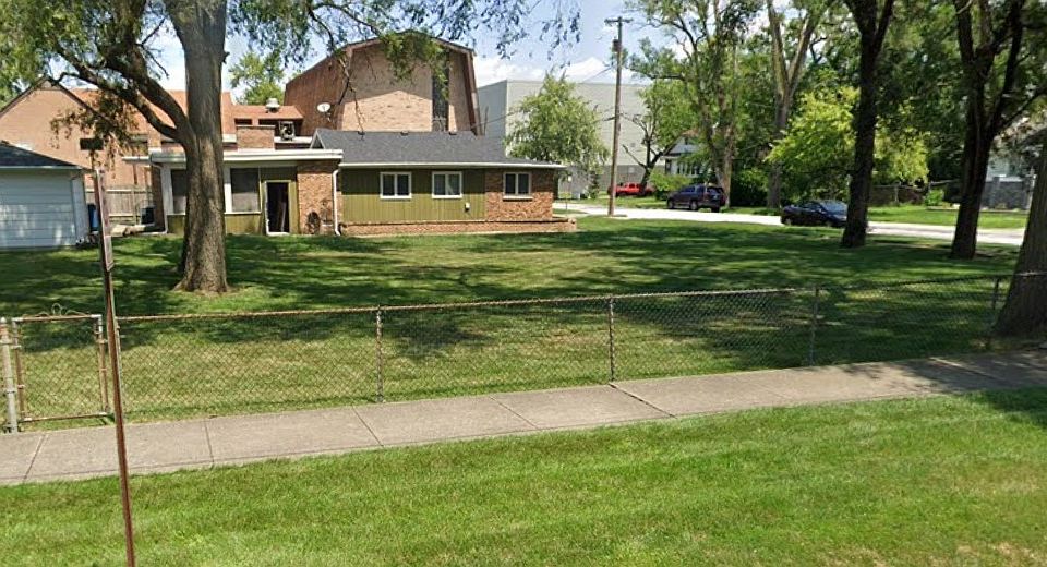 2nd image of 14750 Lawndale Ave