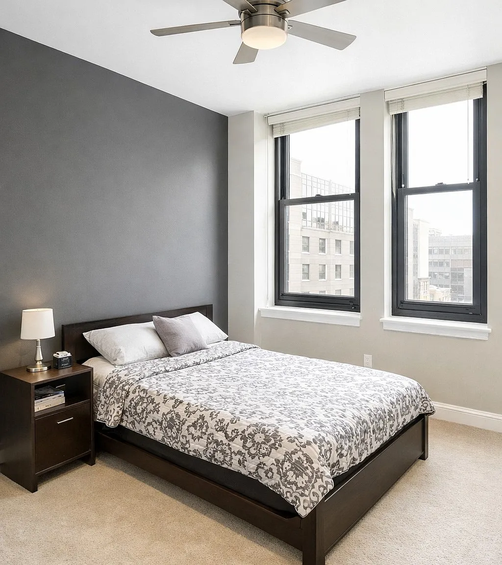 1 bed, 914 sqft, $2,300 — Photo 3