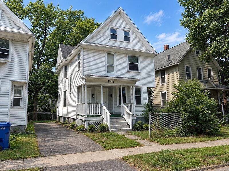 1st image of 241 Saratoga Ave
