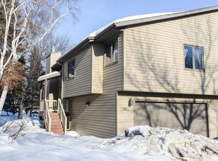 60 Fremont Dr S, Fargo, ND