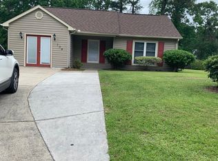 104 Tiffany Ct, Jacksonville, NC 28546