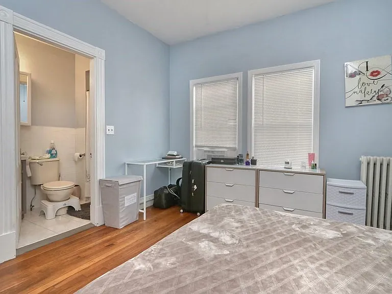 10 Parker St #1 — Photo 9