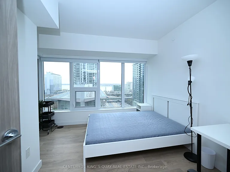 3 Concord Cityplace Way #1021 — Photo 14