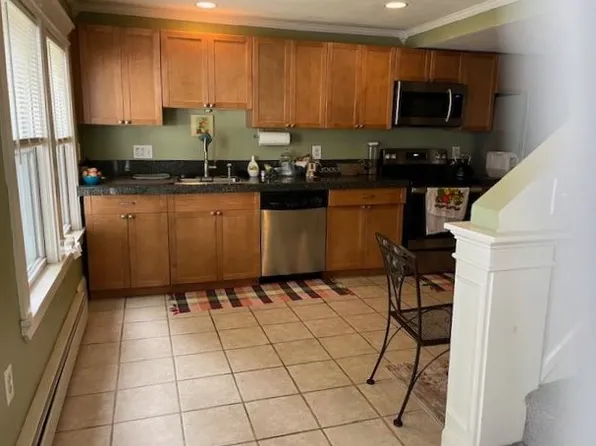 14 Essex St #1, Swampscott, MA 01907