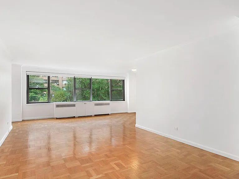 420 E 55th St #7F — Photo 1