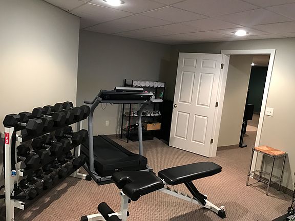 3rd image of 8551 Ivy Hill Dr Unit 9