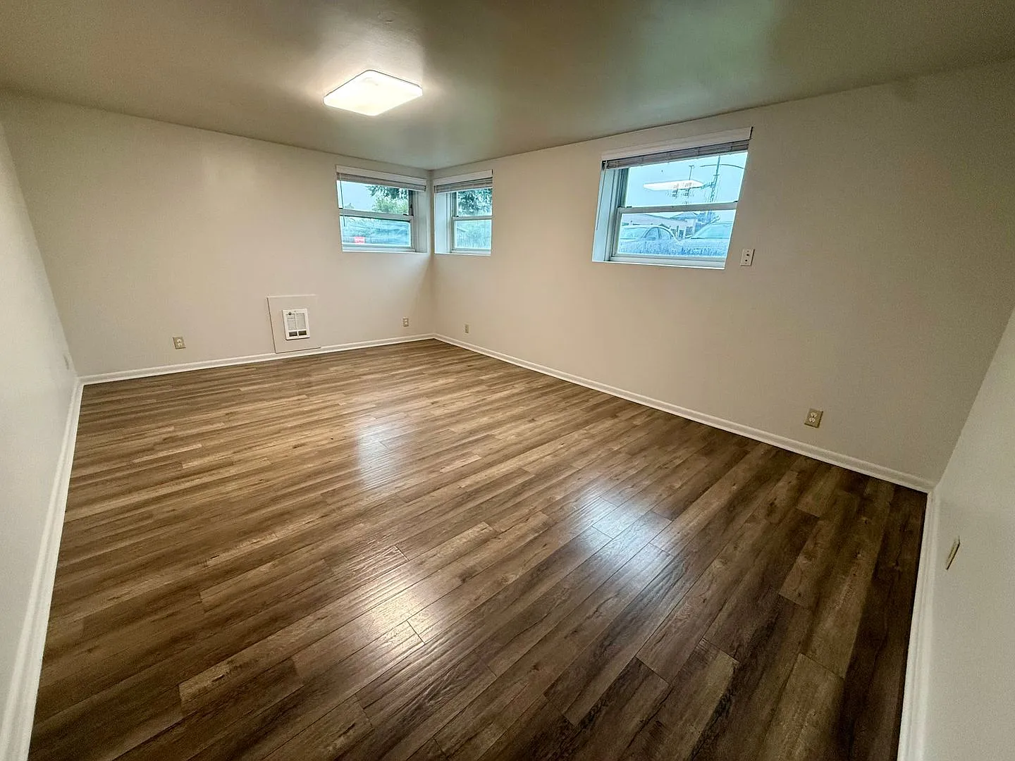 839 Brooks Street — Photo 3