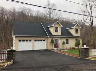 10 Capitola Rd, Danbury, CT 06811