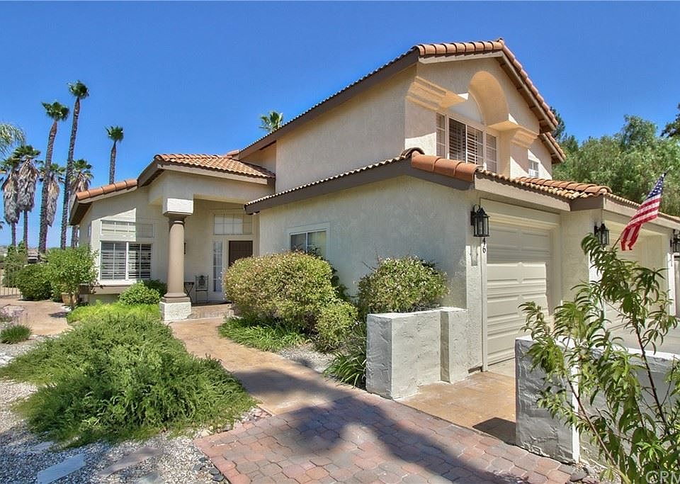 1st image of 40246 Benwood Ct