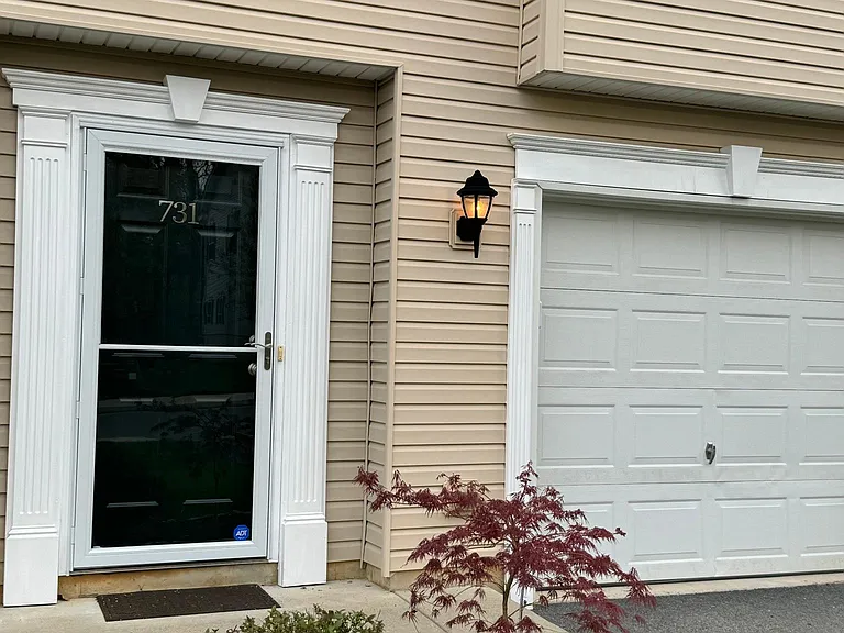 731 Trout Creek Ln — Photo 23