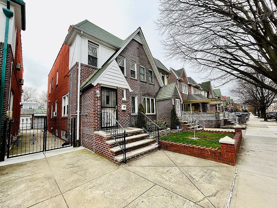 1st image of 1956 E 38th St