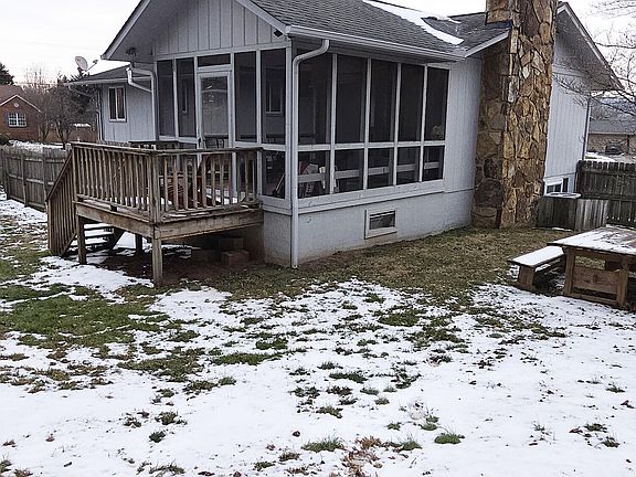 5th image of 7315 Cornwall Rd