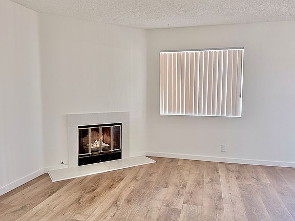4th image of 321 Western Ave APT 101