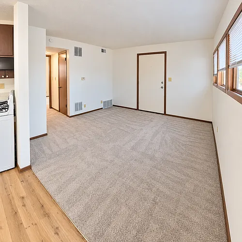 Floor plan 875