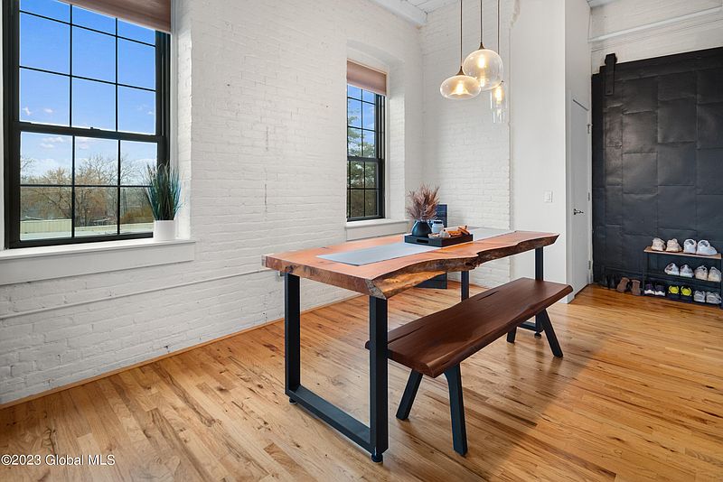 4th image of 387 3rd Avenue APT 305