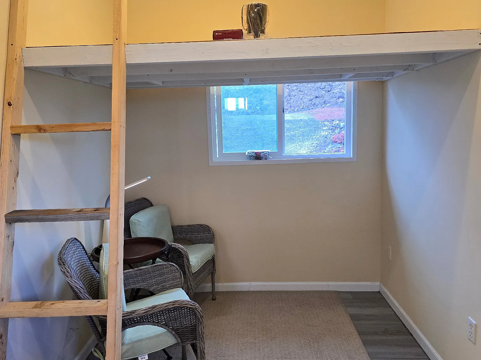 Studio, 200 sqft, $1,050 — Photo 4