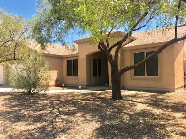 8304 N Freshwater Ln, Tucson, AZ 85741