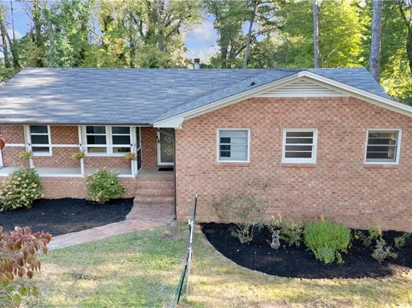 501 Southridge Rd, Jamestown, NC 27282