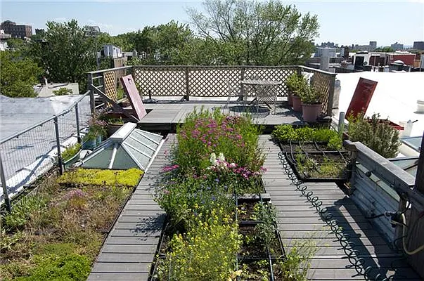 Sold by Avenue Sotheby's International Realty | media 24