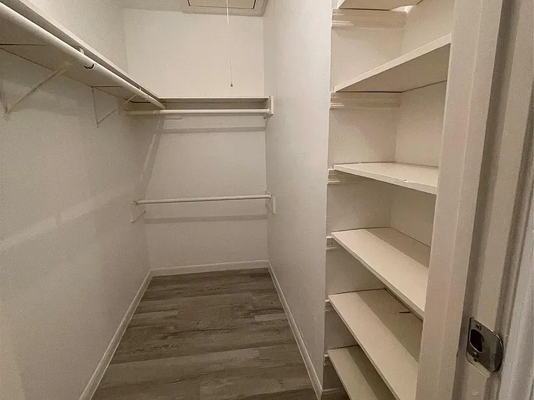 8299 Cambridge St #102 — Photo 8