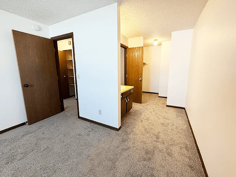 Ample Closet Space