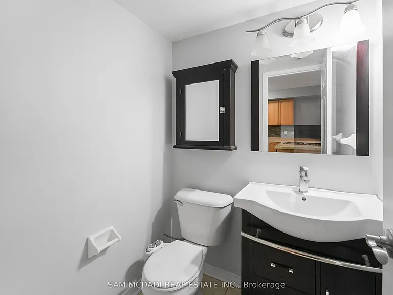 310 John St #170 — Photo 10