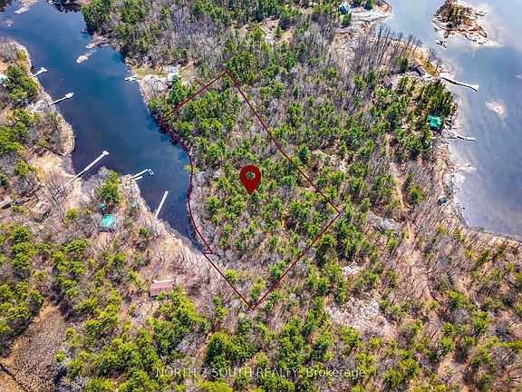 2nd image of 3320 Island 1040 Georgian Bay