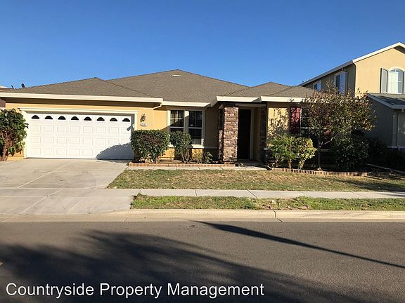 2nd image of 302 Cherry Blossom Ln