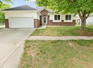 1402 Jones Cir, Logan, IA 51546