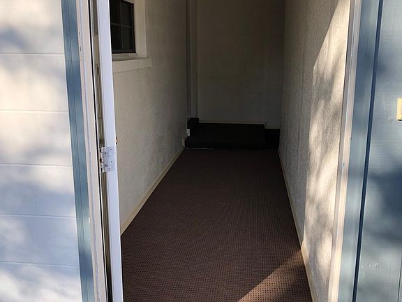3rd image of 4500 Rosehill Ave
