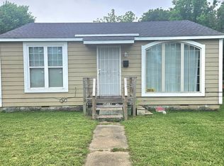 2040 E Woodrow Ct, Tulsa, OK 74110