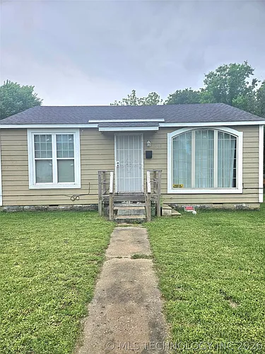 2040 E Woodrow Ct Photo 1