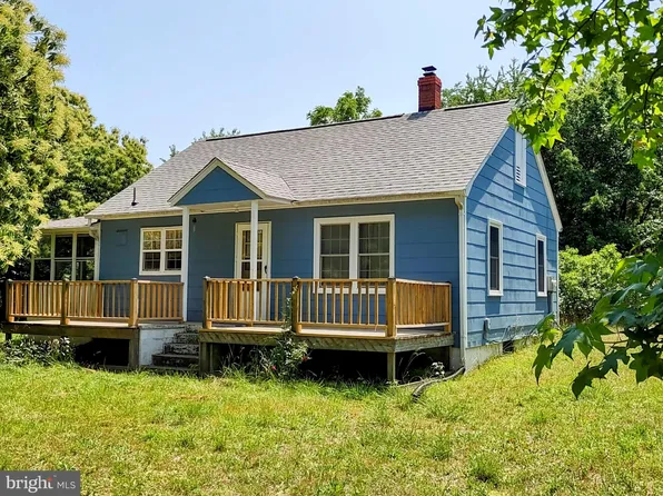 16009 Point Lookout Rd, Lexington Park, MD 20653