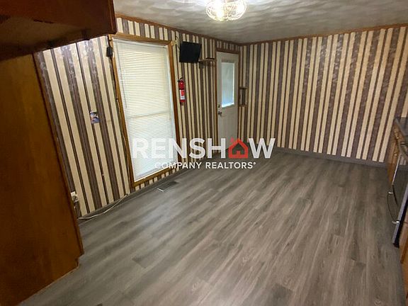 4th image of 30 Trader Ln