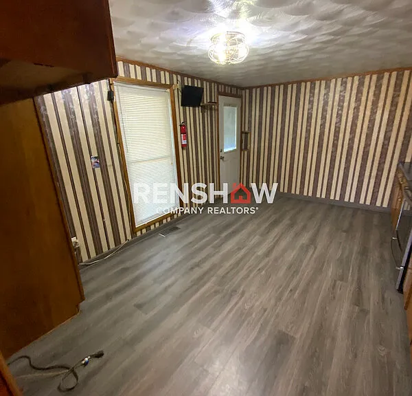 30 Trader Ln — Photo 4