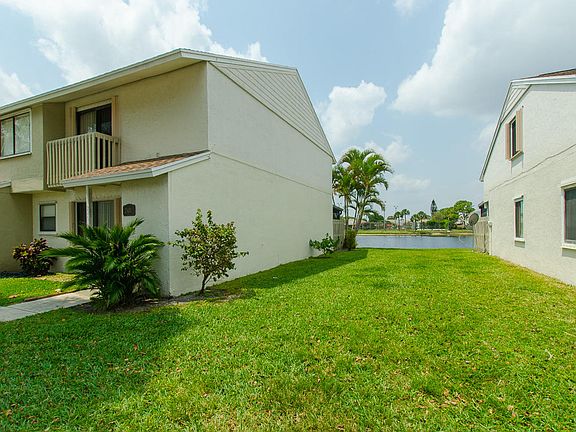 4th image of 2401 Seaside Dr