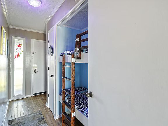 5th image of 1300 Ocean Blvd #312
