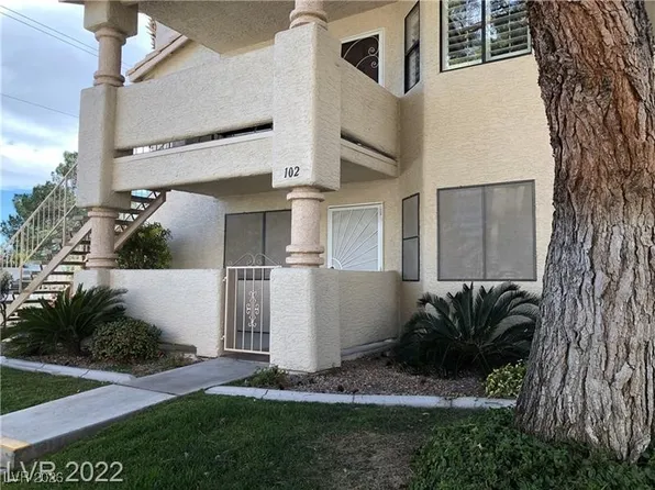 1105 Sulphur Springs Ln Unit 102, Las Vegas, NV 89128