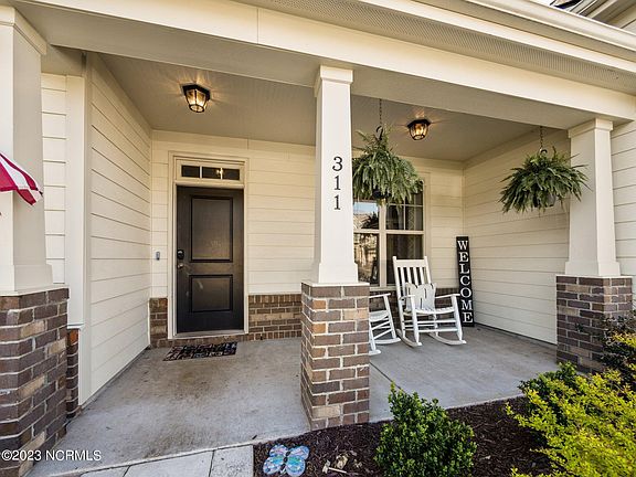 5th image of 311 W Goldeneye Lane