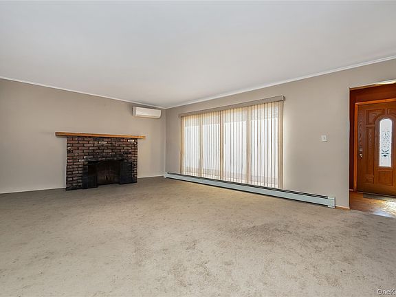 3rd image of 42 Buchanan Avenue