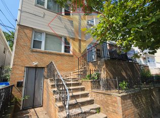 28 E 47th St #A, Bayonne, NJ 07002